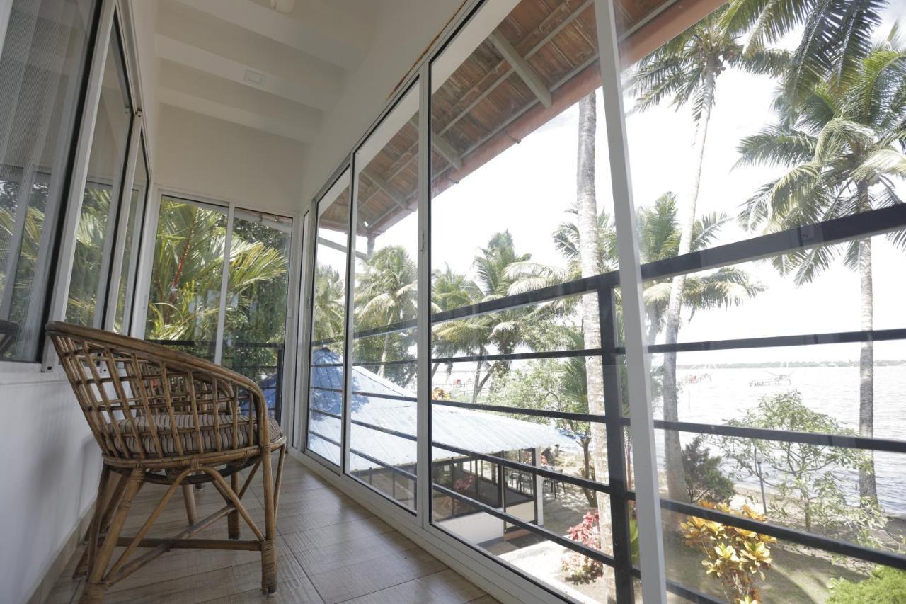 Kallanchery Retreat Kochi Ngoại thất bức ảnh