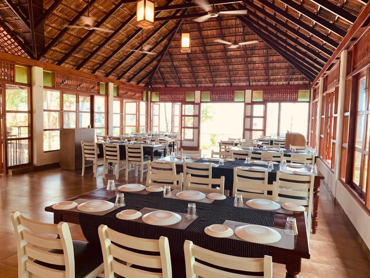 Kallanchery Retreat Kochi Ngoại thất bức ảnh