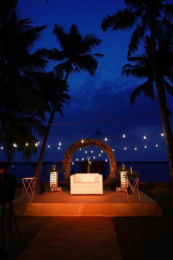 Kallanchery Retreat Kochi Ngoại thất bức ảnh