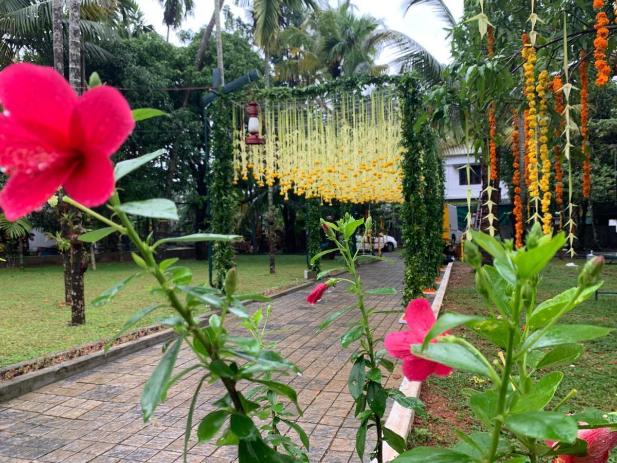 Kallanchery Retreat Kochi Ngoại thất bức ảnh