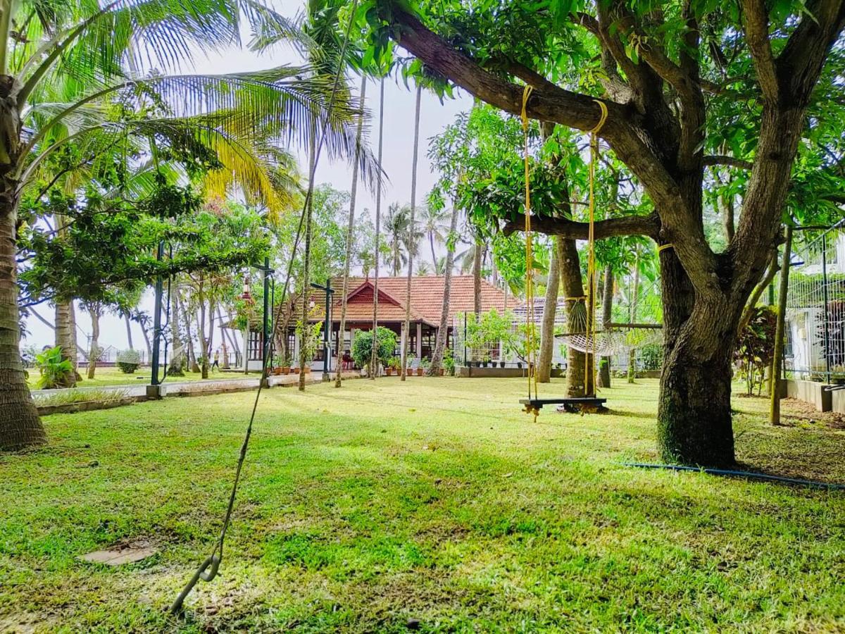 Kallanchery Retreat Kochi Ngoại thất bức ảnh